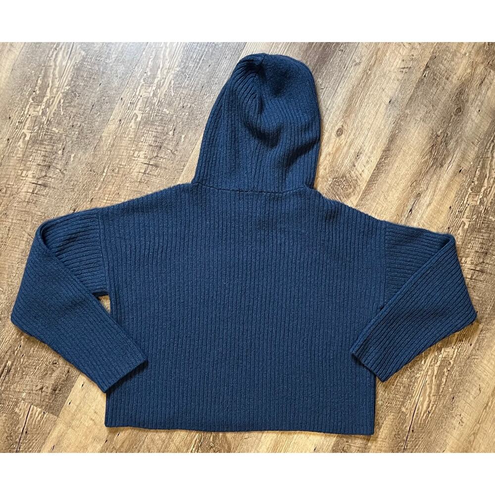PINK Victoria's Secret Blue Ribbed Knit Pullover Hoodie Sweater NWOT Sz M - Picture 3 of 7
